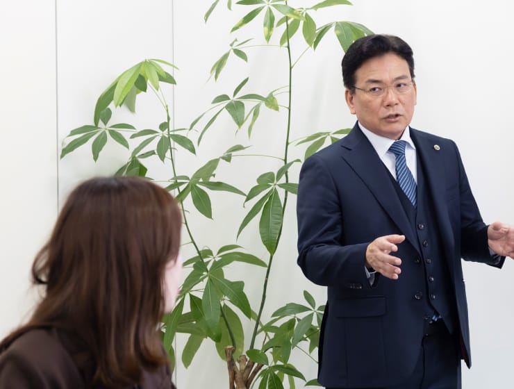 社内MTGシーン